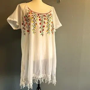 Amanda’s Collection | Swim | Amandas Collection Embroidered White ...